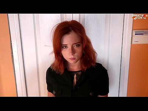 ❤️ Ochranka potrestala peknú ženu za krádež v obchode - sperma v ústach ️❌ Super porno na nás ❤
